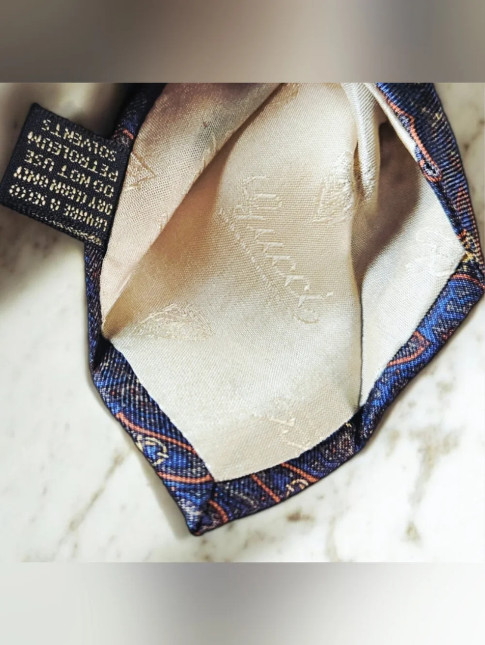Gucci Silk Tie Vintage Horsebit Equestrian Pattern Navy Made in Italy Vintage